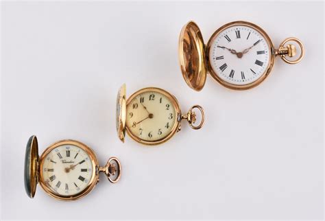 TRE OROLOGI DA TASCA IN ORO 18 K, ROSE DI DIAMANTE 